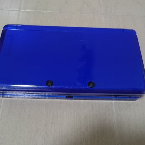3DS 本体 ＋ 充電器