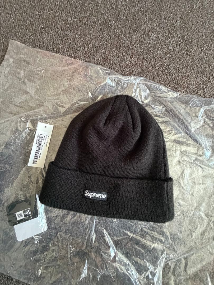ツノ　supreme New Era S Logo Beanie Bビーニー 黒
