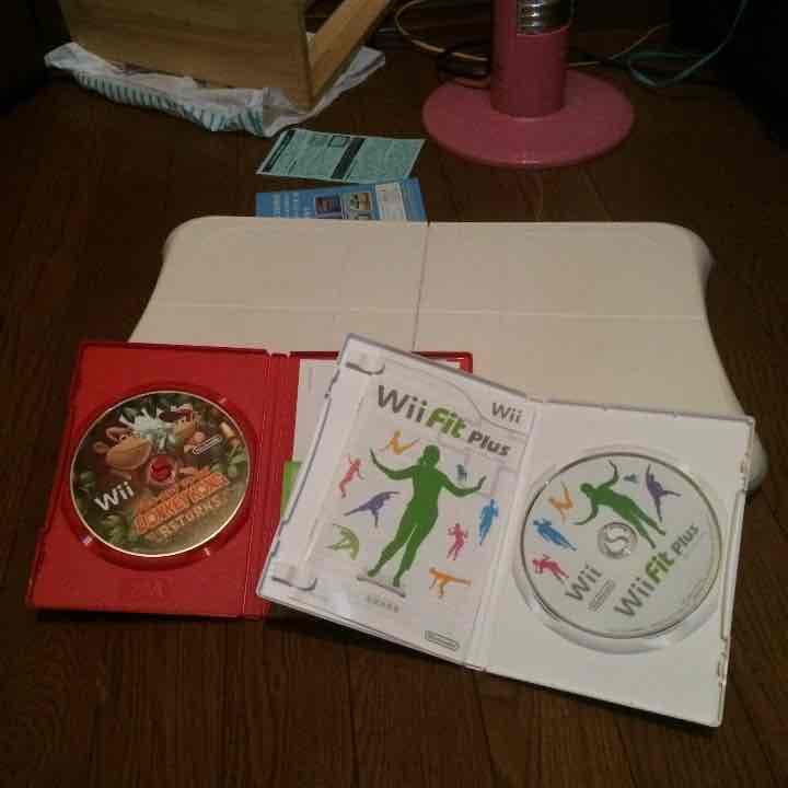 WiiとWii Fitとソフト付き