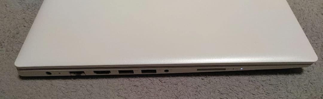 【美品】NEC LaVie NS150/K