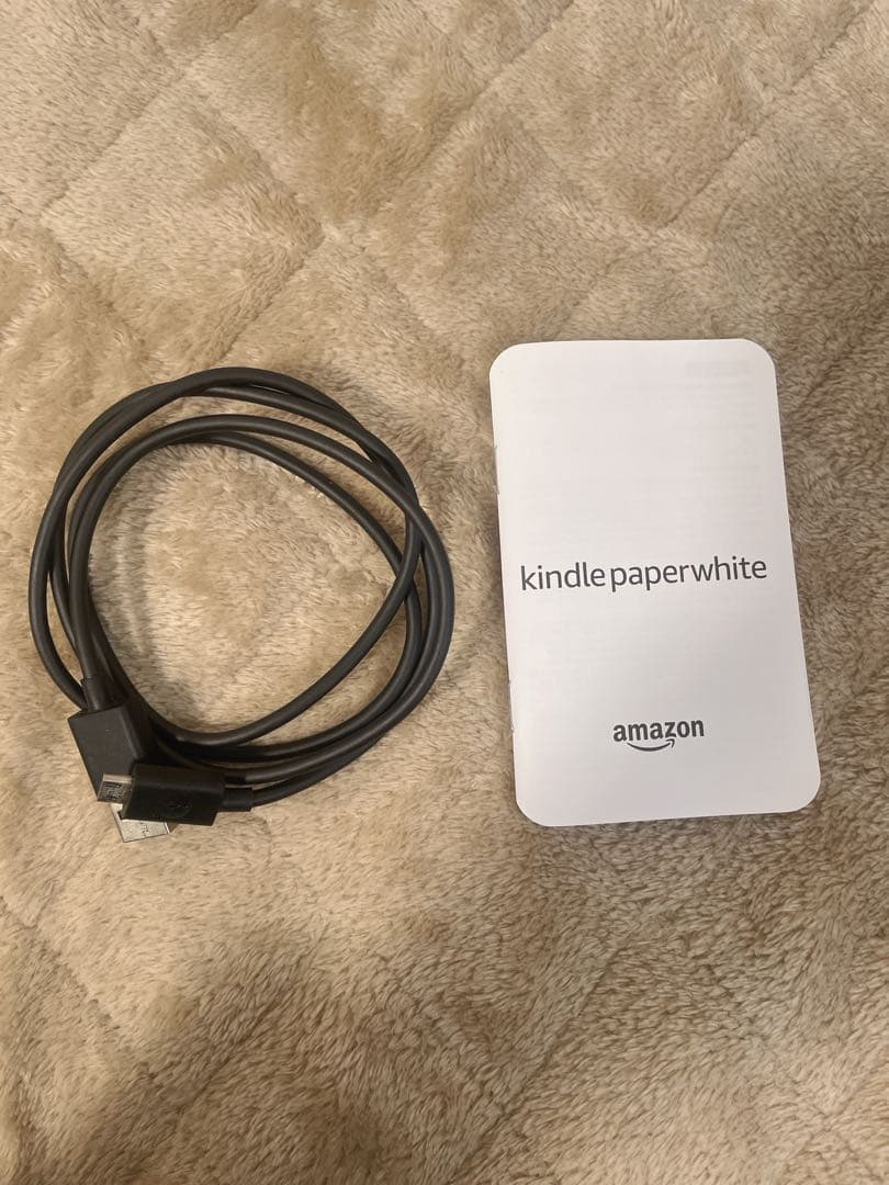 Kindle Paperwhite 第10世代 本体・電源コード