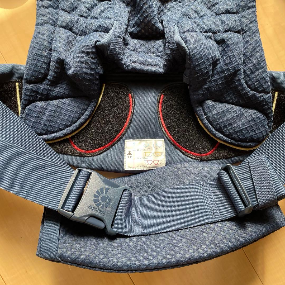 エルゴベビー 抱っこ紐 ソフトフレックス ミッドナイトブルー取扱説明書付き