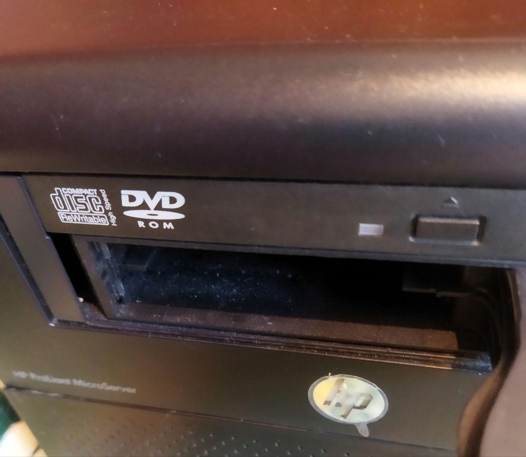 サーバー HP ProLiant MicroServer :Me12GB,HD 2.5TB