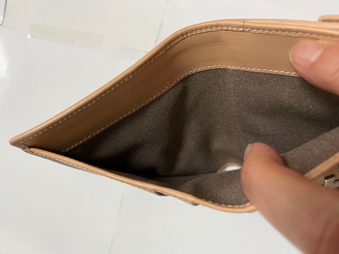 FENDI 二つ折り財布 FFロゴ\カーフレザー