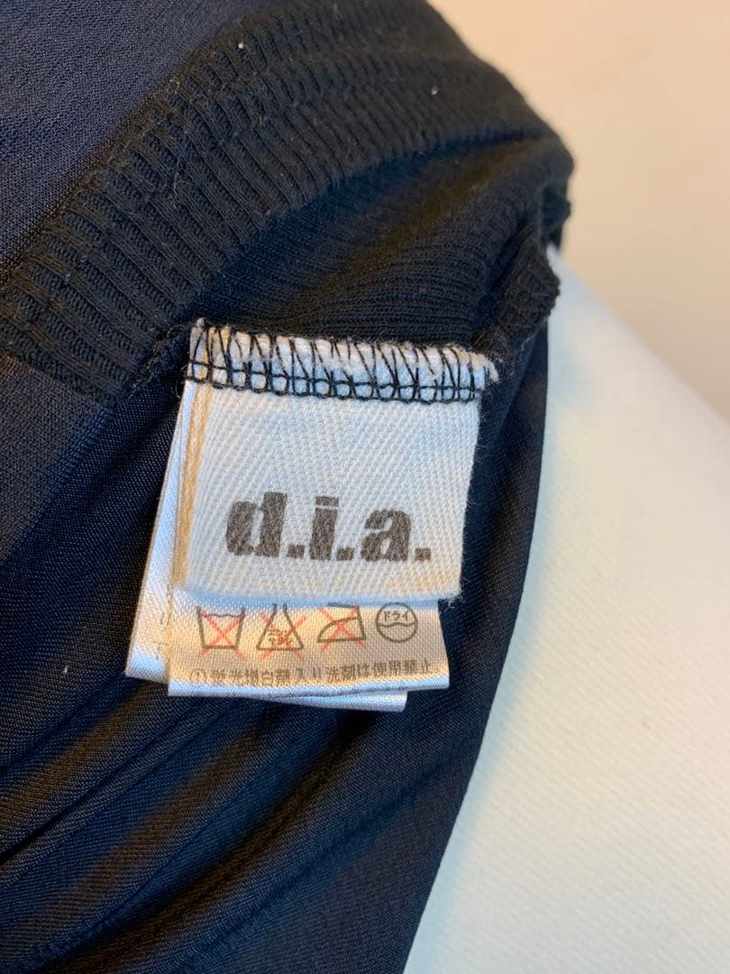 ★d.i.a.ロゴティシャツ　バックセクシー　激レア品　ギャルにオススメ