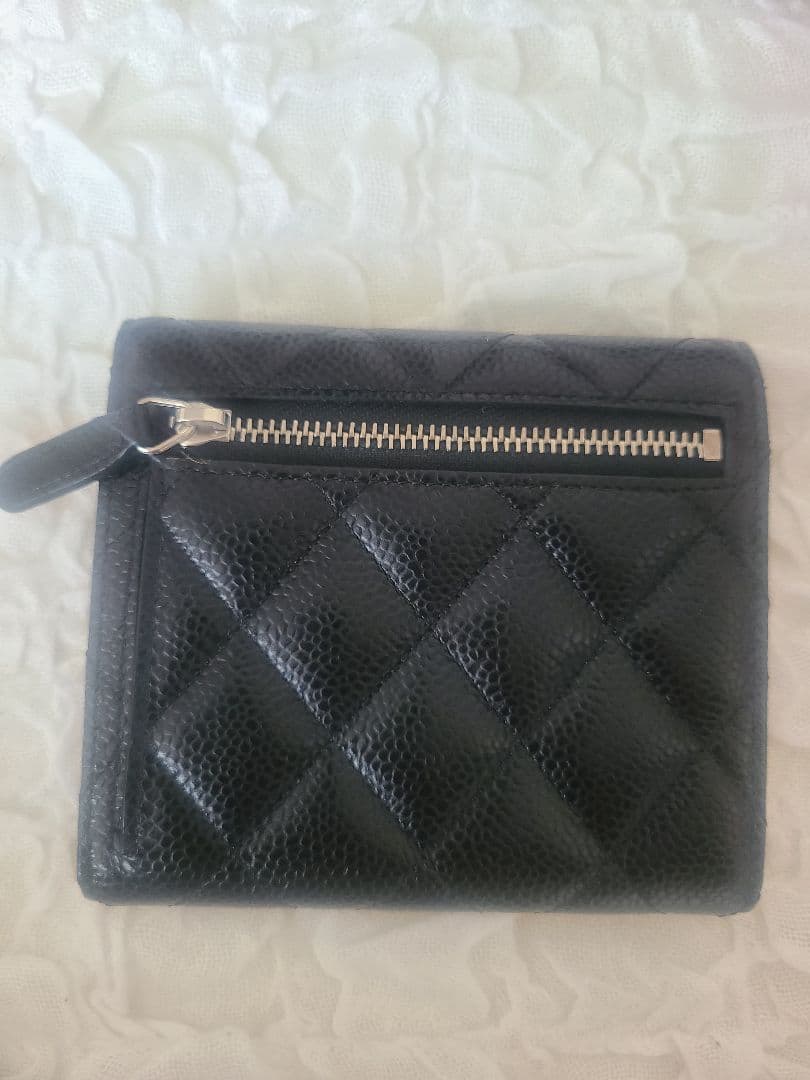 CHANEL シャネル クラシックスモールフラップウォレット キャビアスキン