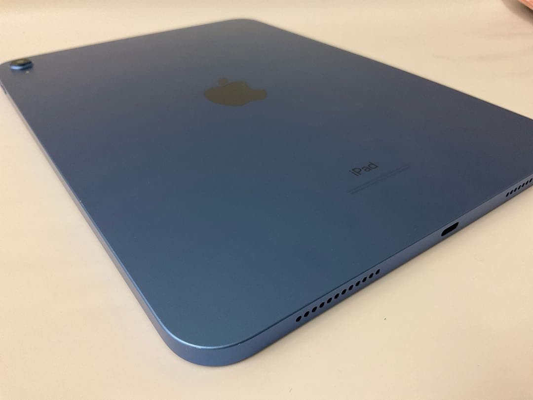 【美品・BT97％】iPad 第10世代 64GB Wifiモデル ブルー