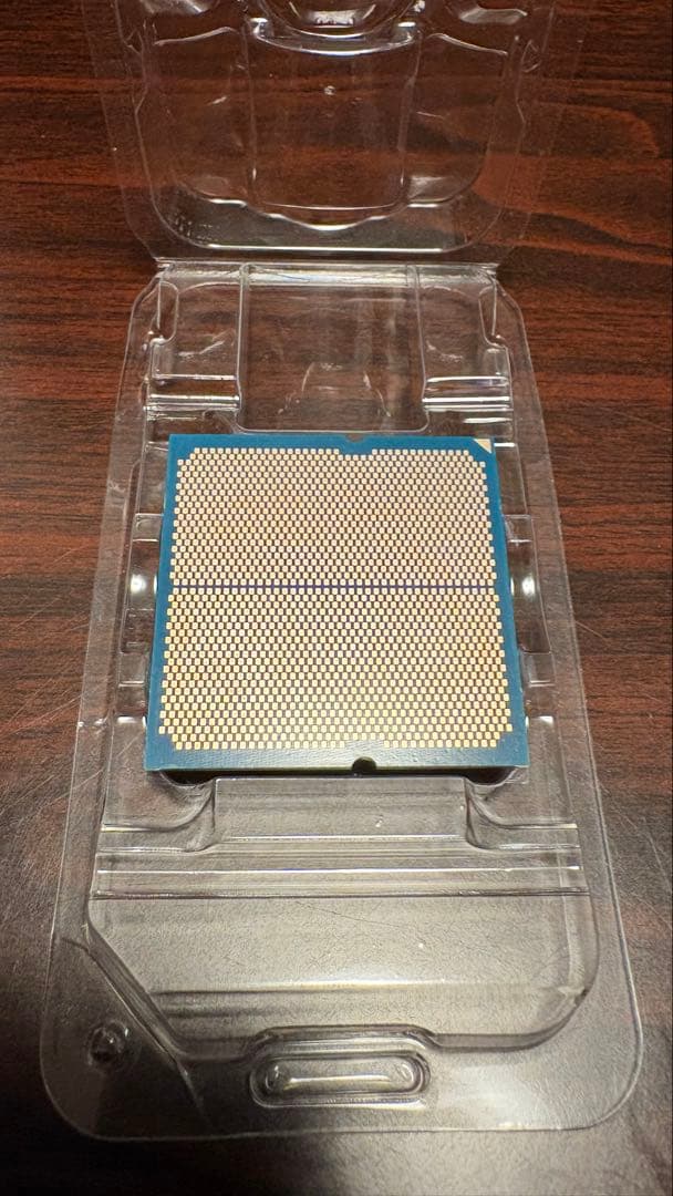 ぐ*ぃ様 AMD Ryzen 9 7950X 3D CPU 本体のみ