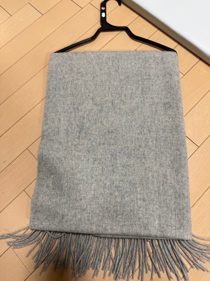 【Acne Studios】 グレー マフラークリーニング済