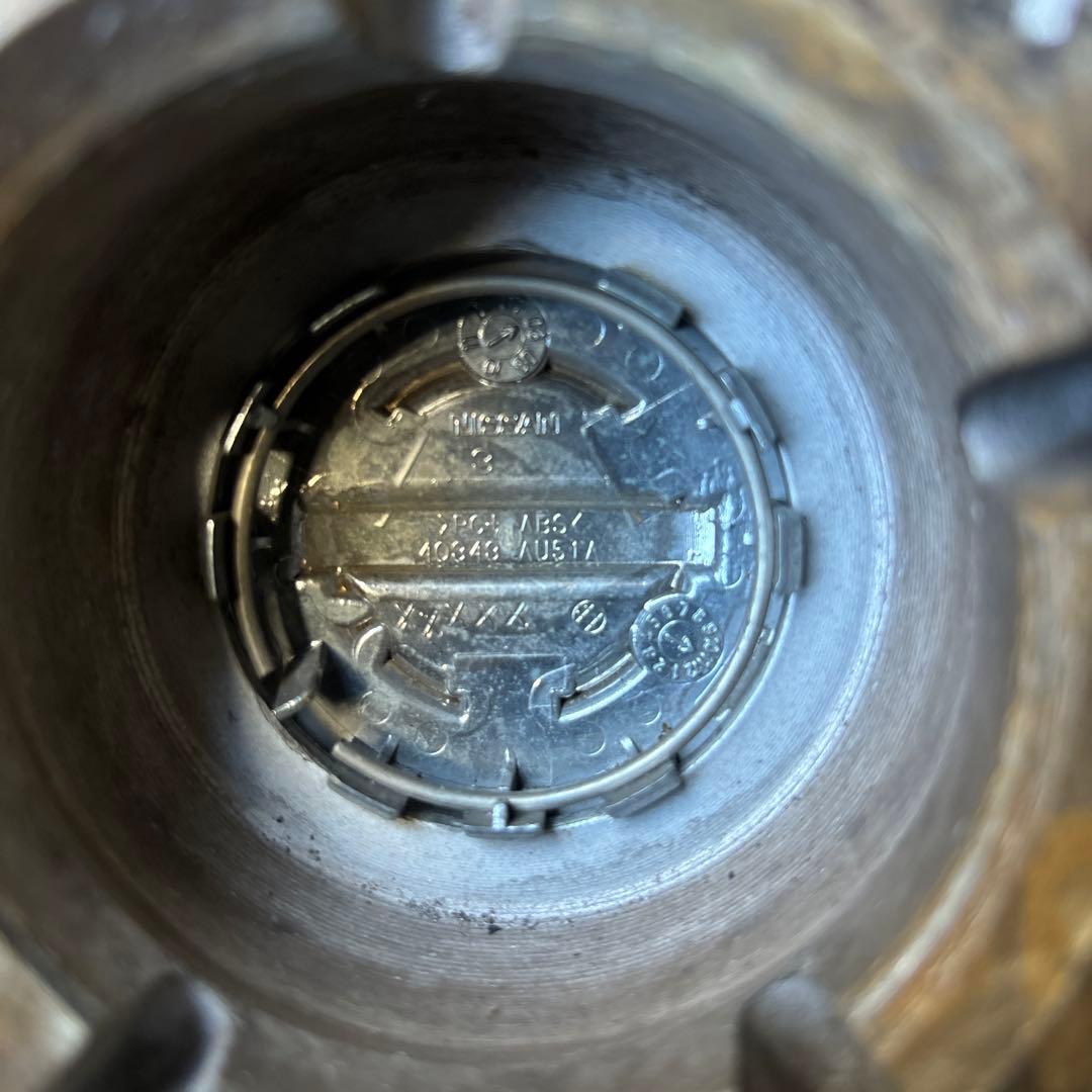 エクストレイル　ホイール　タイヤ　215/60/17R 中古