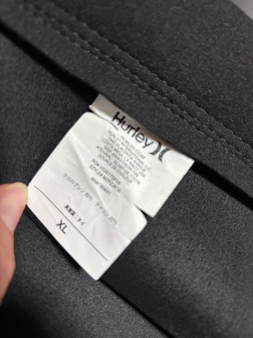 Hurley ブラック タッパー XL