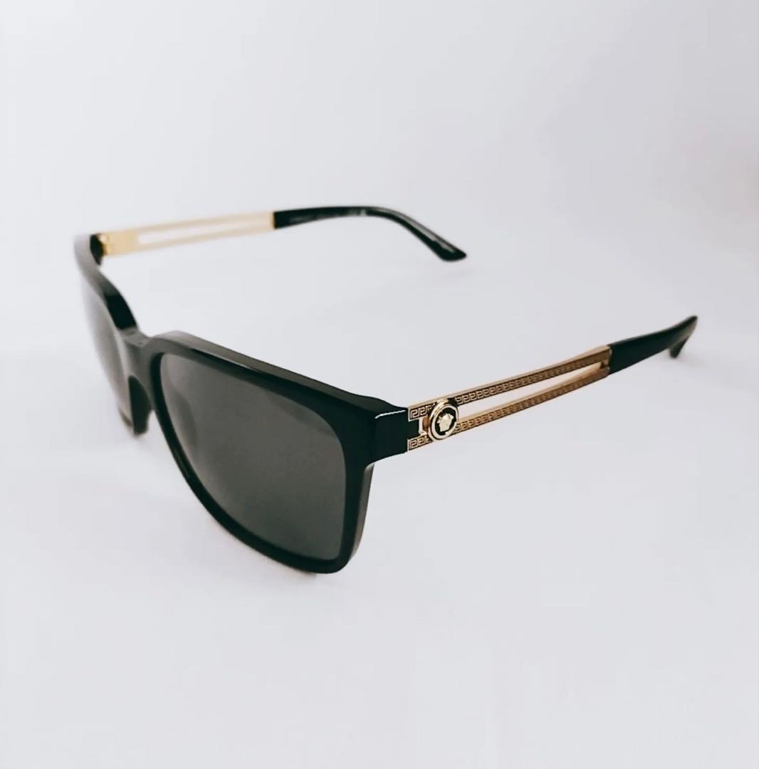 VERSACE Vヴァニタススクエアサングラス ブラック