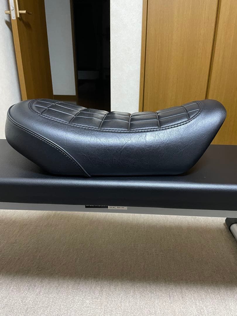 モンキー125用 高反発ウレタン内蔵 ローダウンシート NOI WATDAN24
