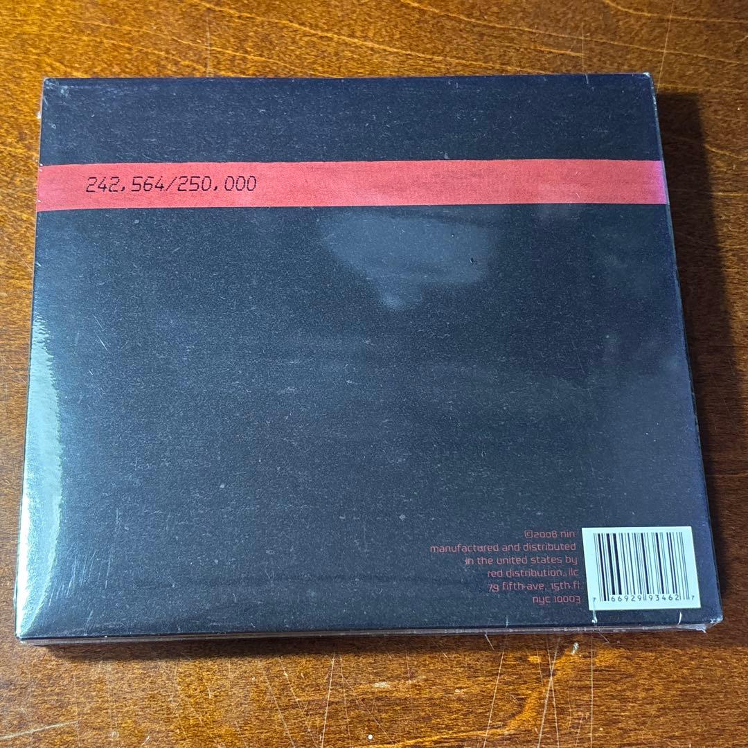 ナインインチネイルズ ザ・スリップ　Nine Inch Nails