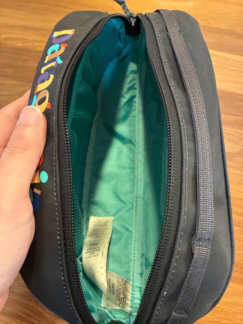 patagonia ブラックホールキューブ3l ショルダーロープ付き