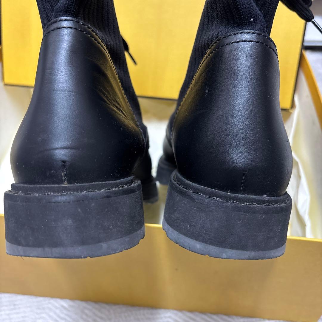 ☆最終お値下げ☆Fendi レースアップブーツ 黒38サイズ