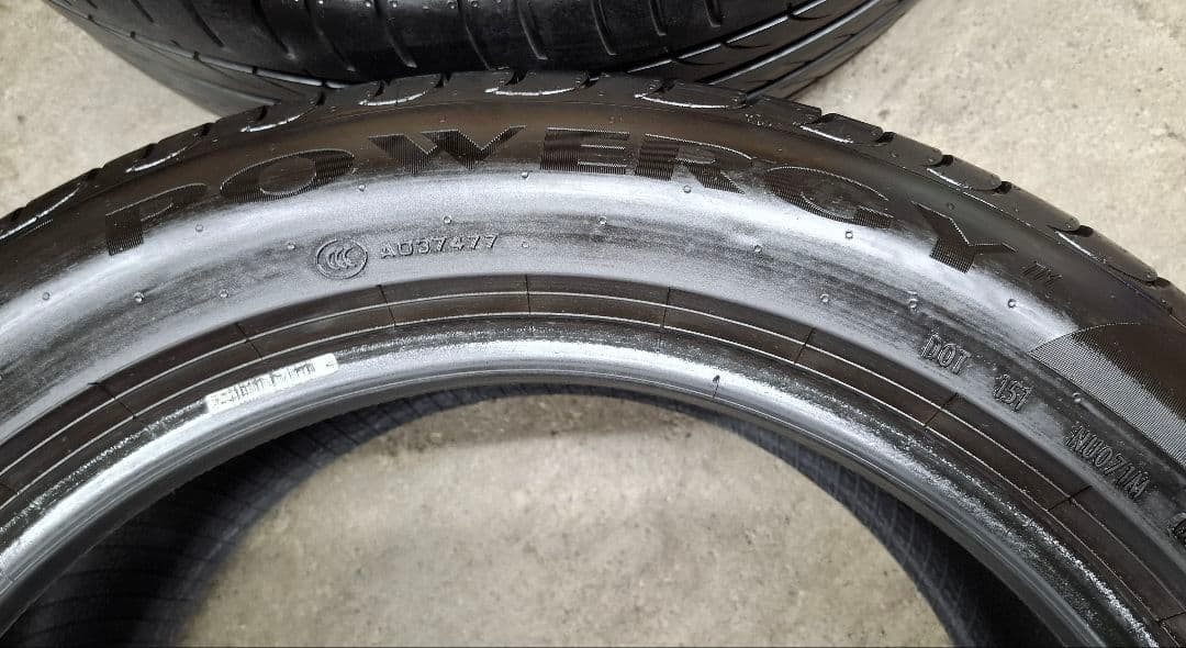 2024年 225/50R17 タイヤ 4本 ピレリ パワジー　送料込み
