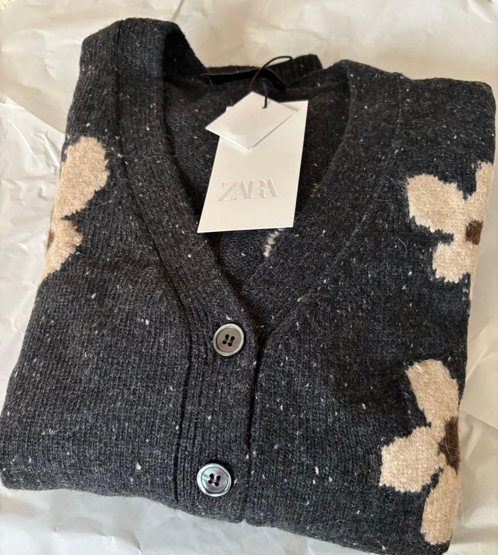 完売品⭐︎ZARA オーバーサイズジャカードフラワーニットカーディガン S グレー