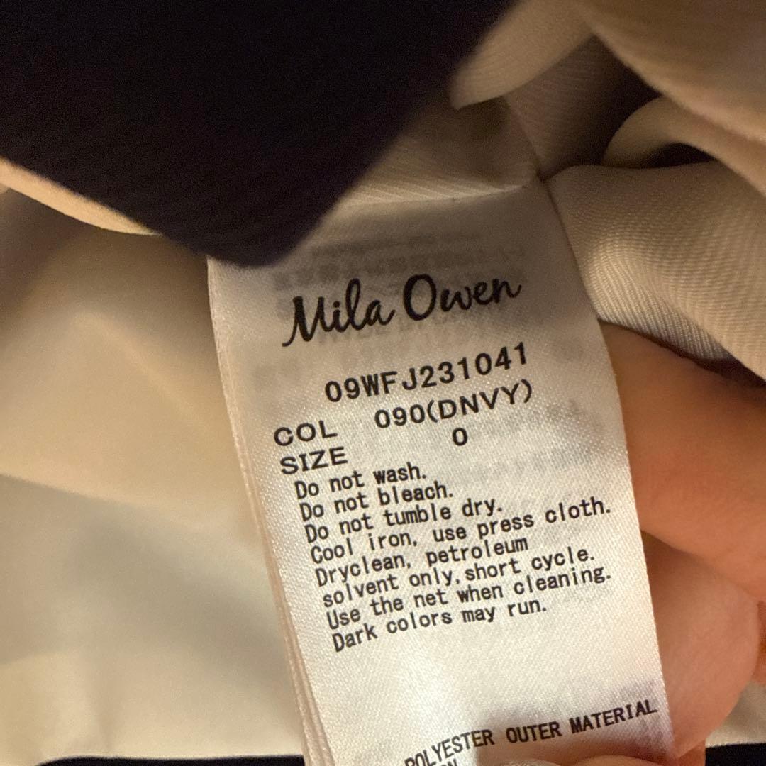 Mila Owenの金釦ダブルブレストブレザー