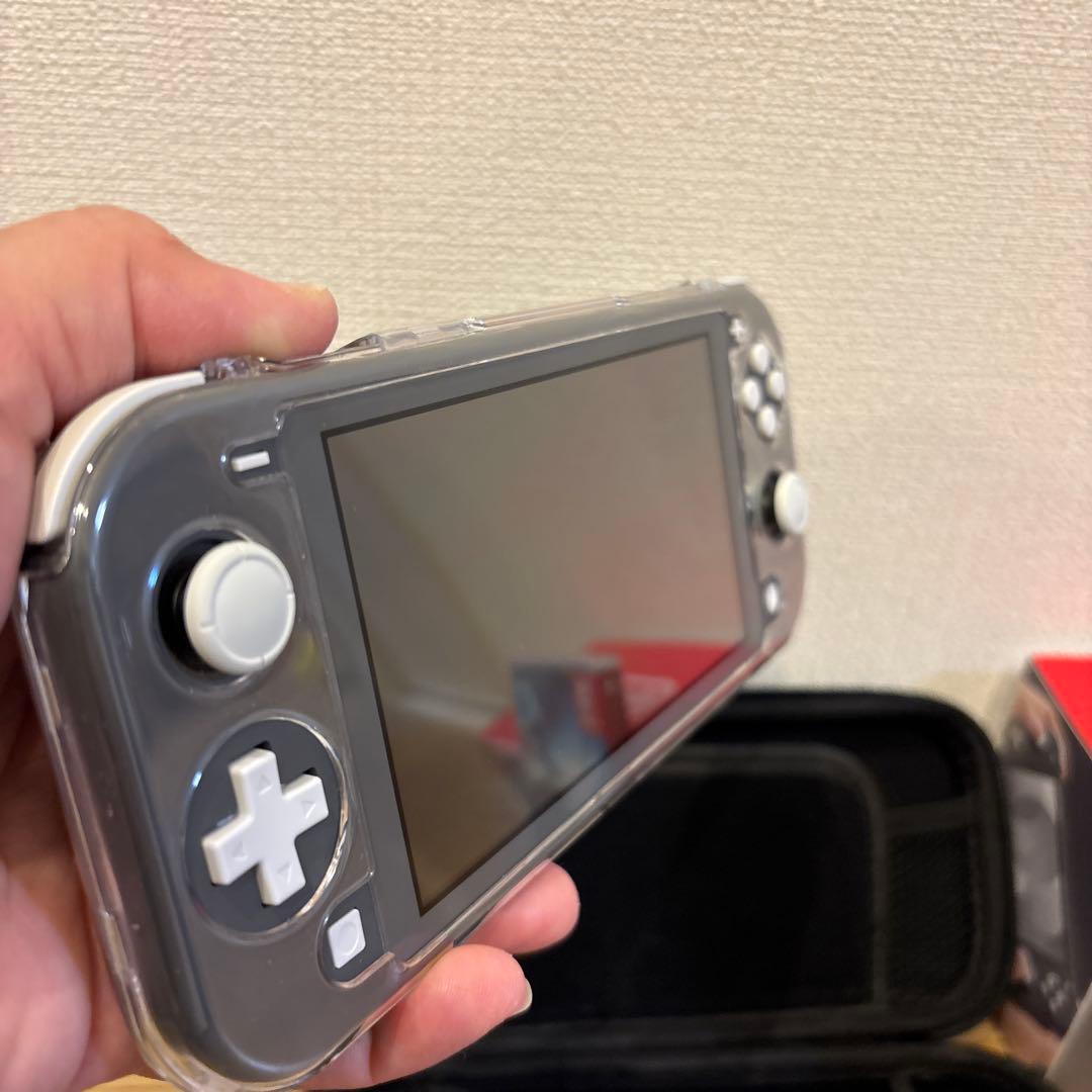 Nintendo Switch Lite カバー付き最終値下げ