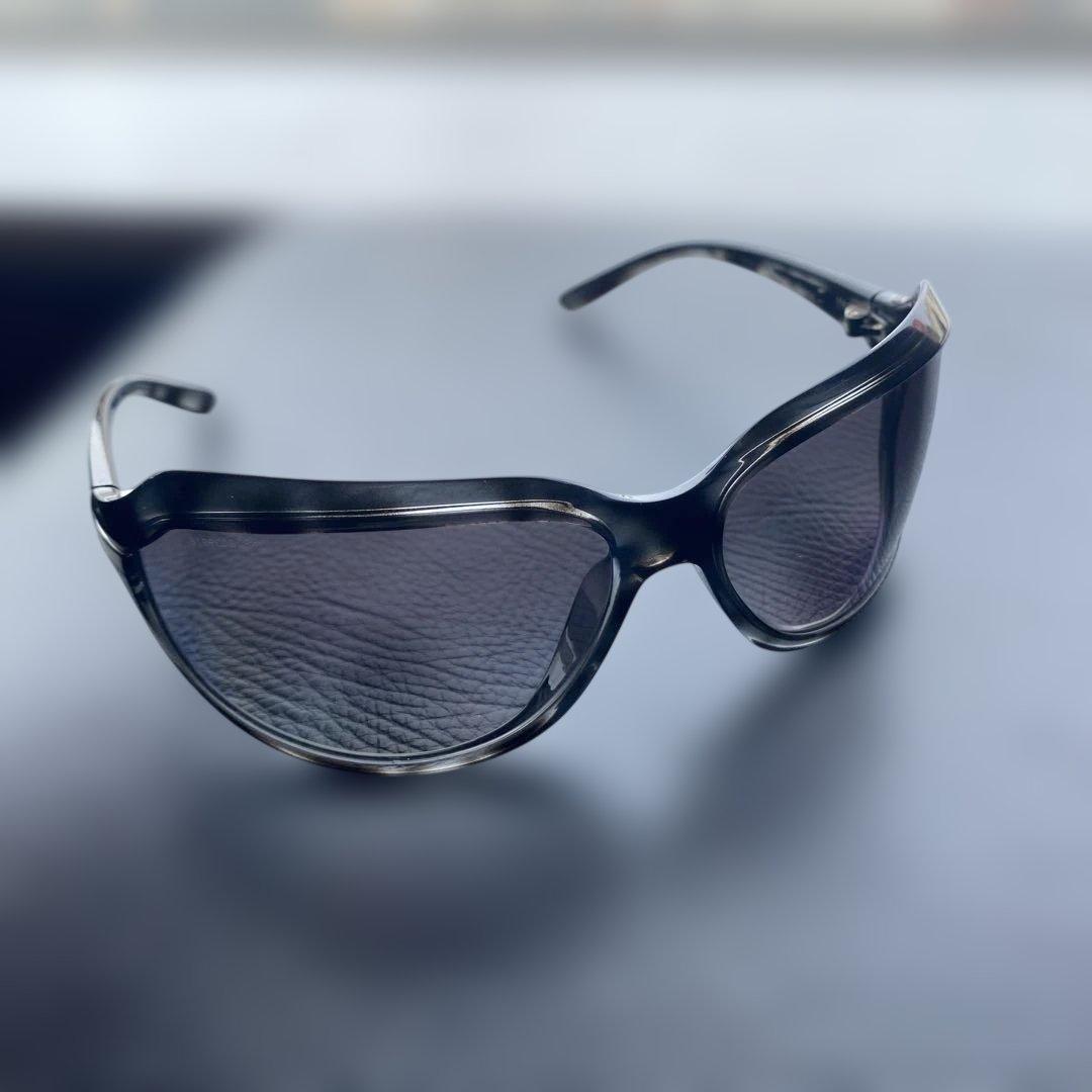 PRADA（プラダ）サングラス　グレー　べっこう柄　黒　SPR14G
