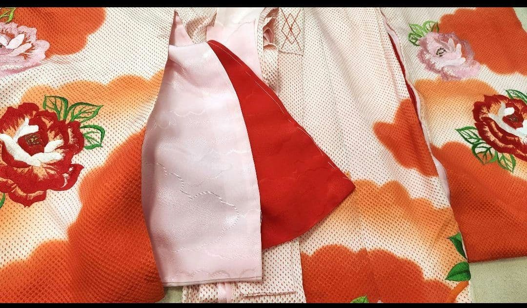 正絹　お宮参り(産着、初着、祝着)　七五三　子供着物 　女の子　襦袢付き　高級