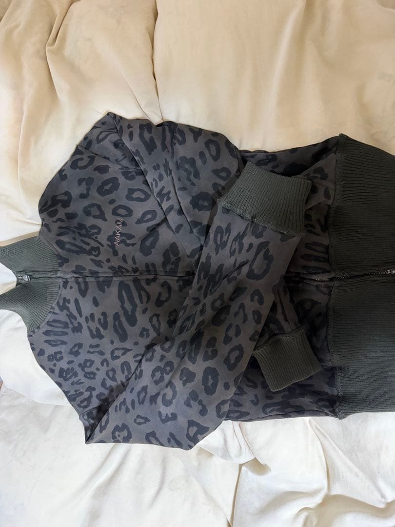 ジャケット・アウター AAKAM Leopard Logo Track Jacket