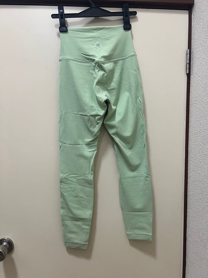 【2週間限定価格 ルルレモン レギンス３本セット】