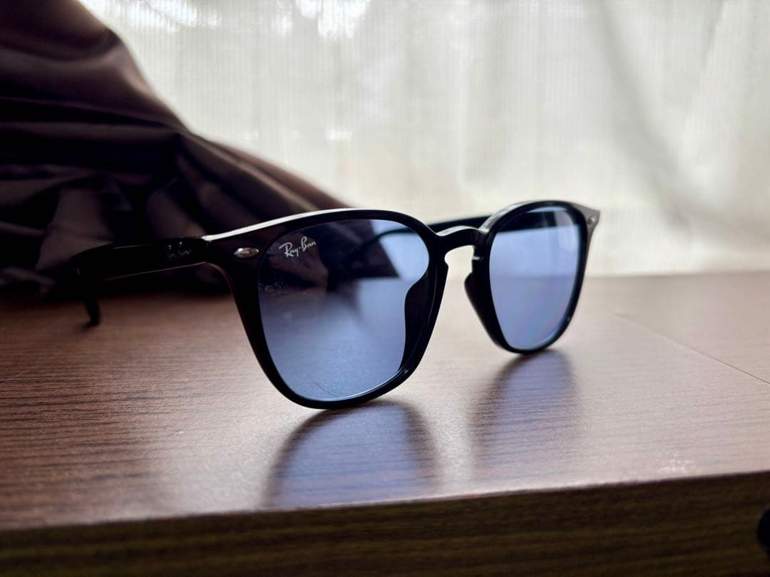 Ray-Ban レイバンサングラス RB4258-F 601/80 ブルー