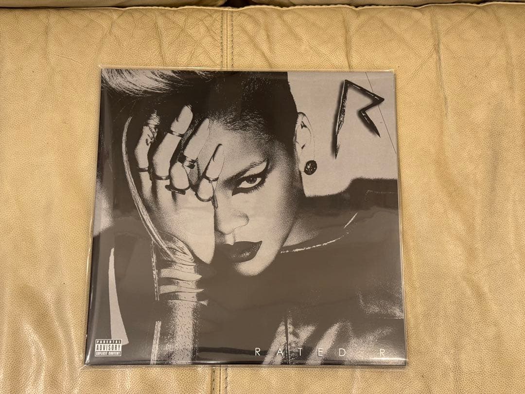 Rihanna LP Color Vinyl 1st〜4thアルバム 4枚セット