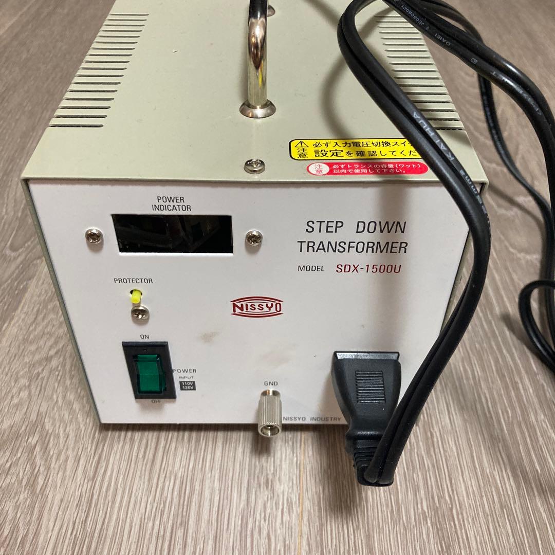 日章　変圧器　SDX-1500U