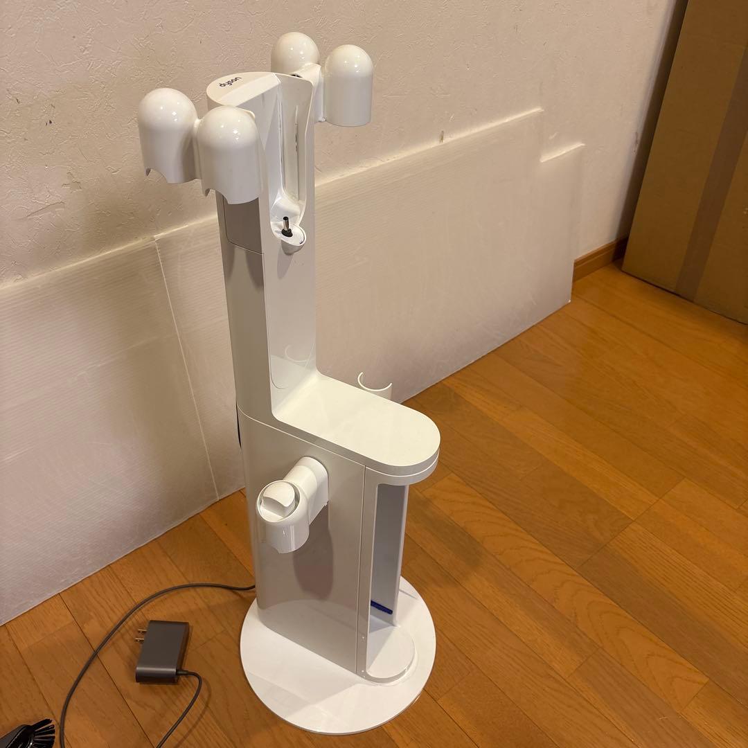 ダイソンV10 SV12 美品！　スタンド付き　分解洗浄除菌整備済み