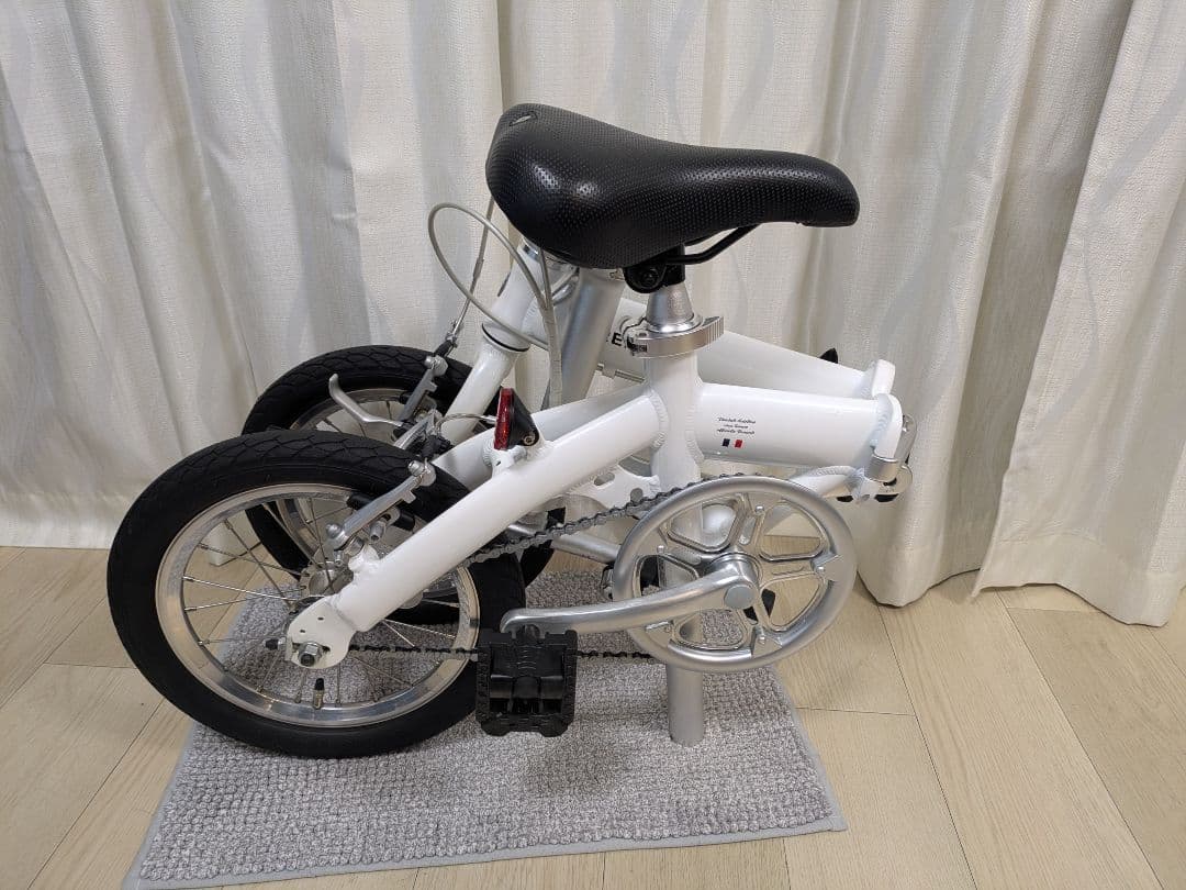 RENAULT LIGHT 8 折りたたみ自転車 ホワイト