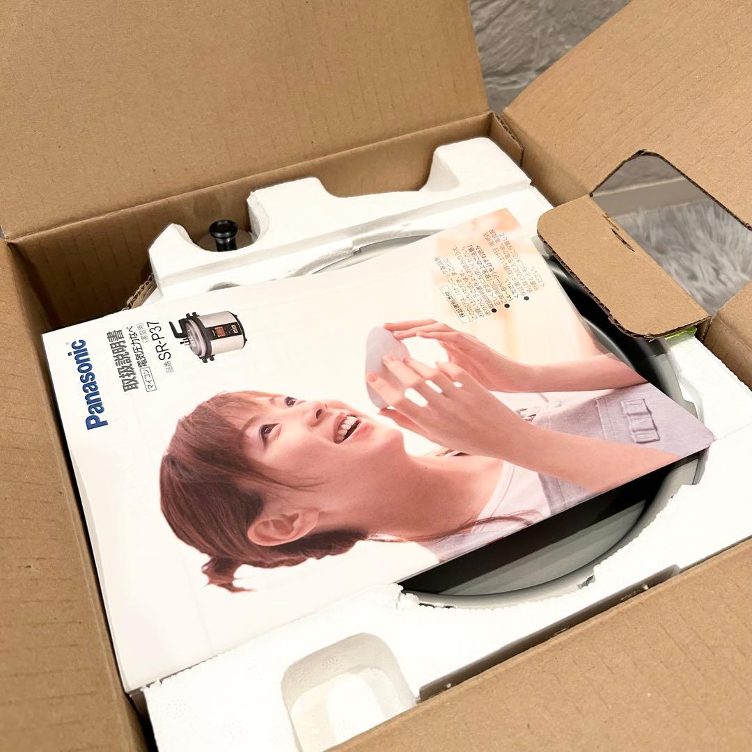 【新品】パナソニック マイコン電気圧力鍋 SR-P37-N