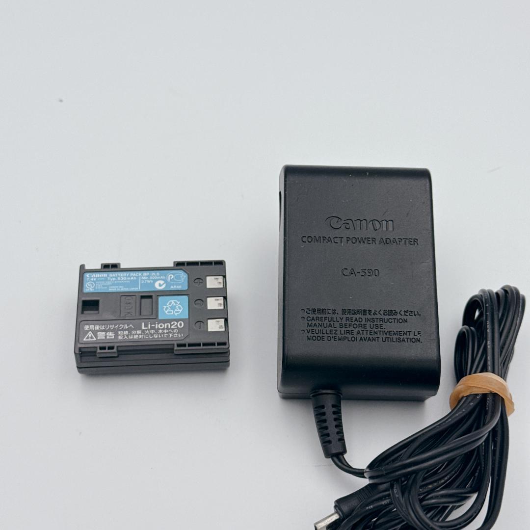 【概ね美品】Canon iVIS HF R10 デジタルビデオカメラ