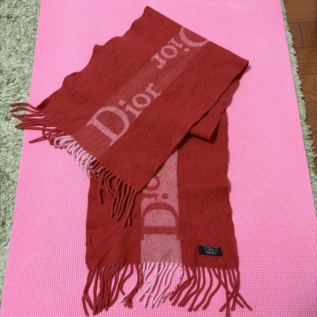 Dior オレンジ色 マフラー ロゴ入り