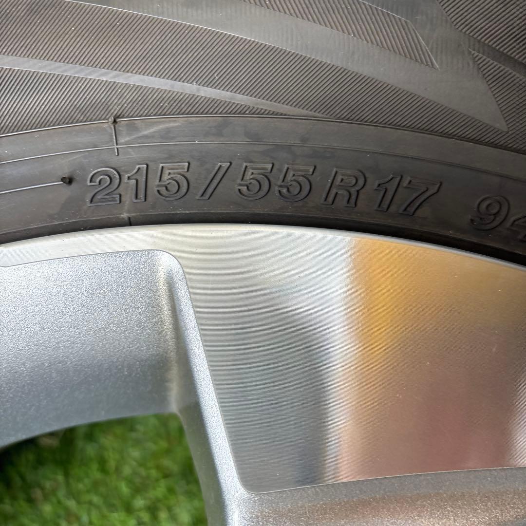 ①215/55R17 ヨコハマ　IG70 ヴェゼル等