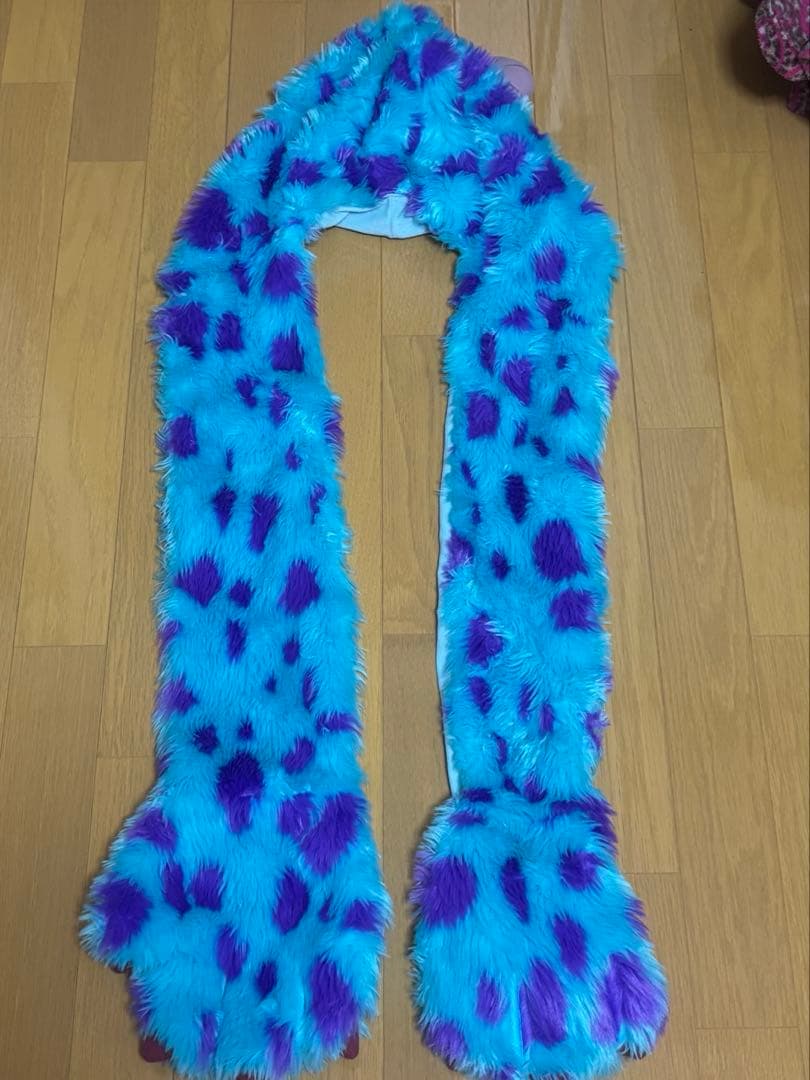 【値下げ中‼️】ディズニー　フード付きマフラー　サリー　青　JK 美品
