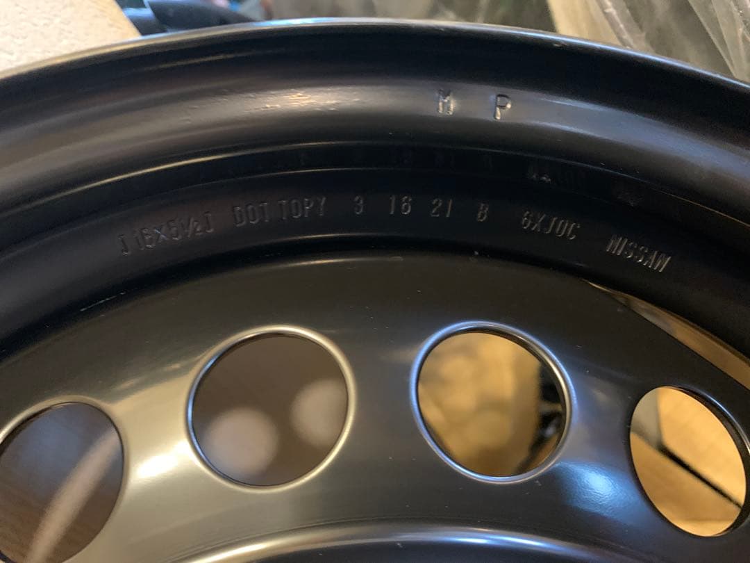 日産純正16インチ スチールホイール +ホイールカバー4本セット