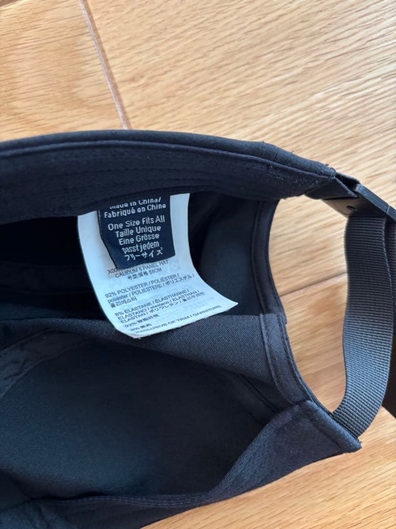 Arc'teryx ブラック ベースボールキャップ