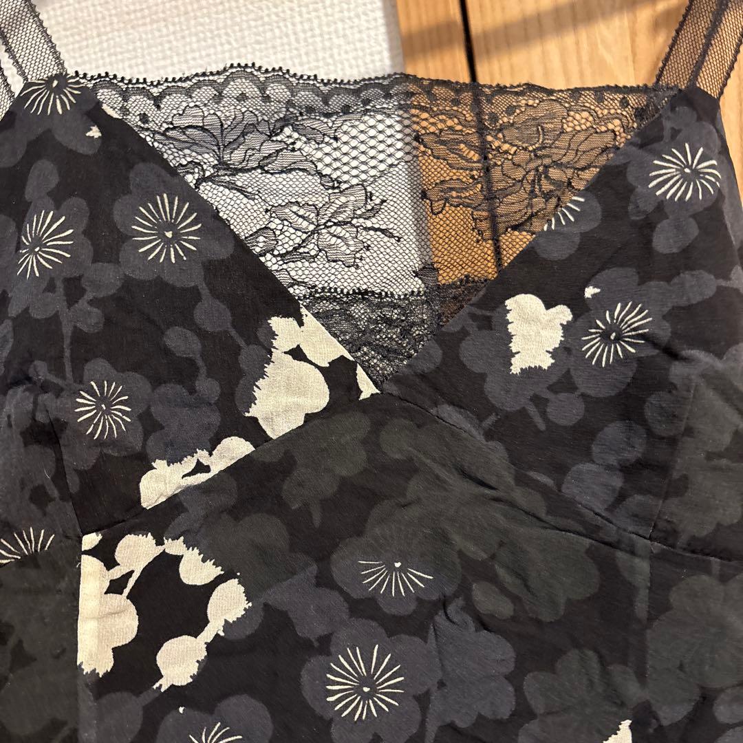 MCQ ALEXANDER MCQUEENレースパネル キャミソール
