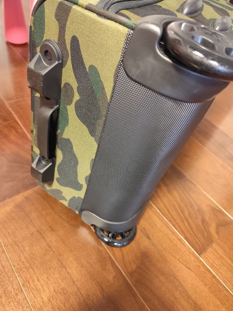 APE 1ST CAMO キャリーバッグ　エイプ　スーツケース　極美品