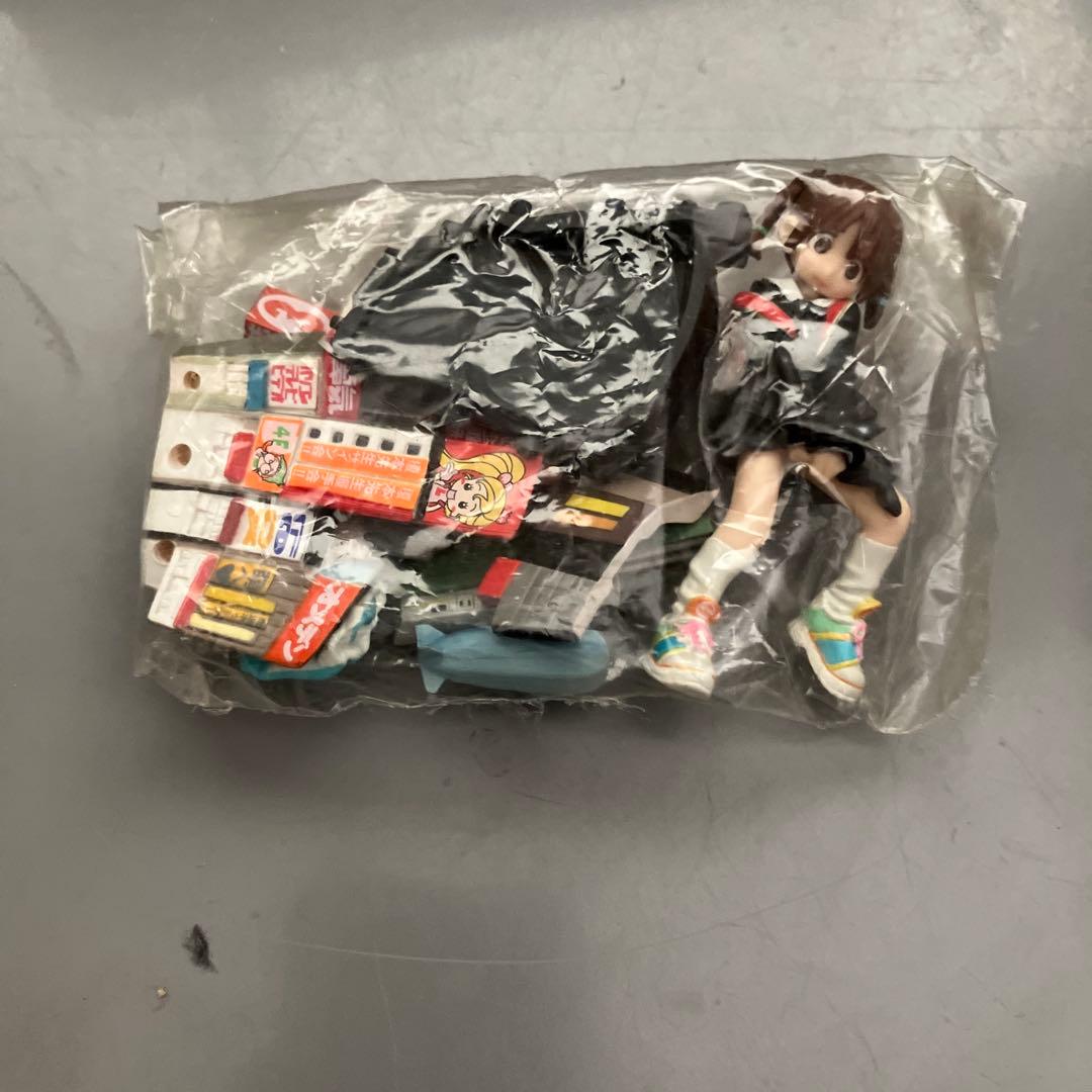 Otaku ヴェネチア・ビエンナーレフィギュア付カタログ