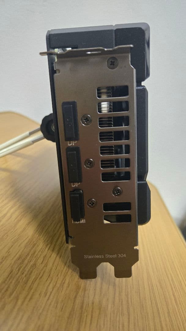 グラフィックボード・グラボ・ビデオカード ASUS DUAL RX9060XT 16G