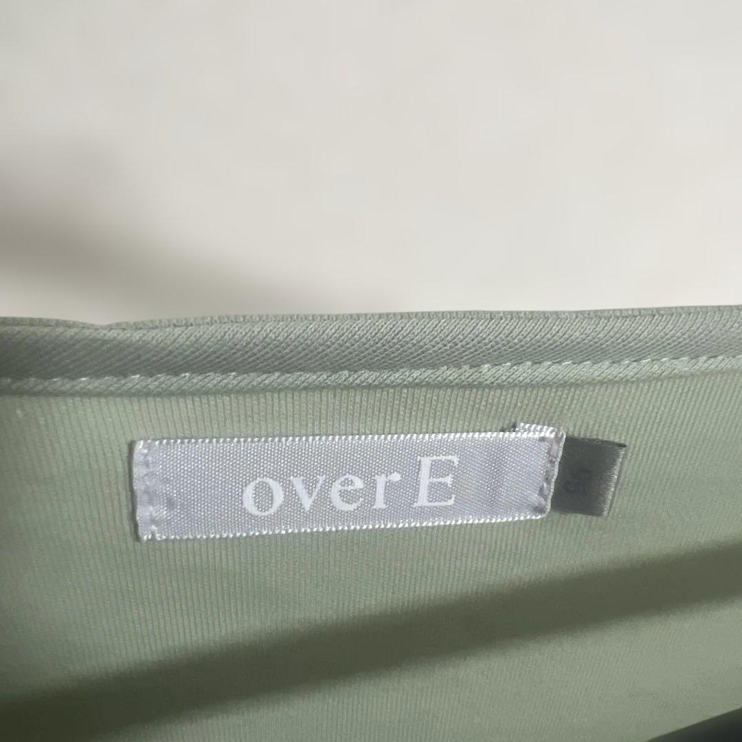 【週末価格】完売品　ほぼ未使用　overE ダブルフリルカットソー