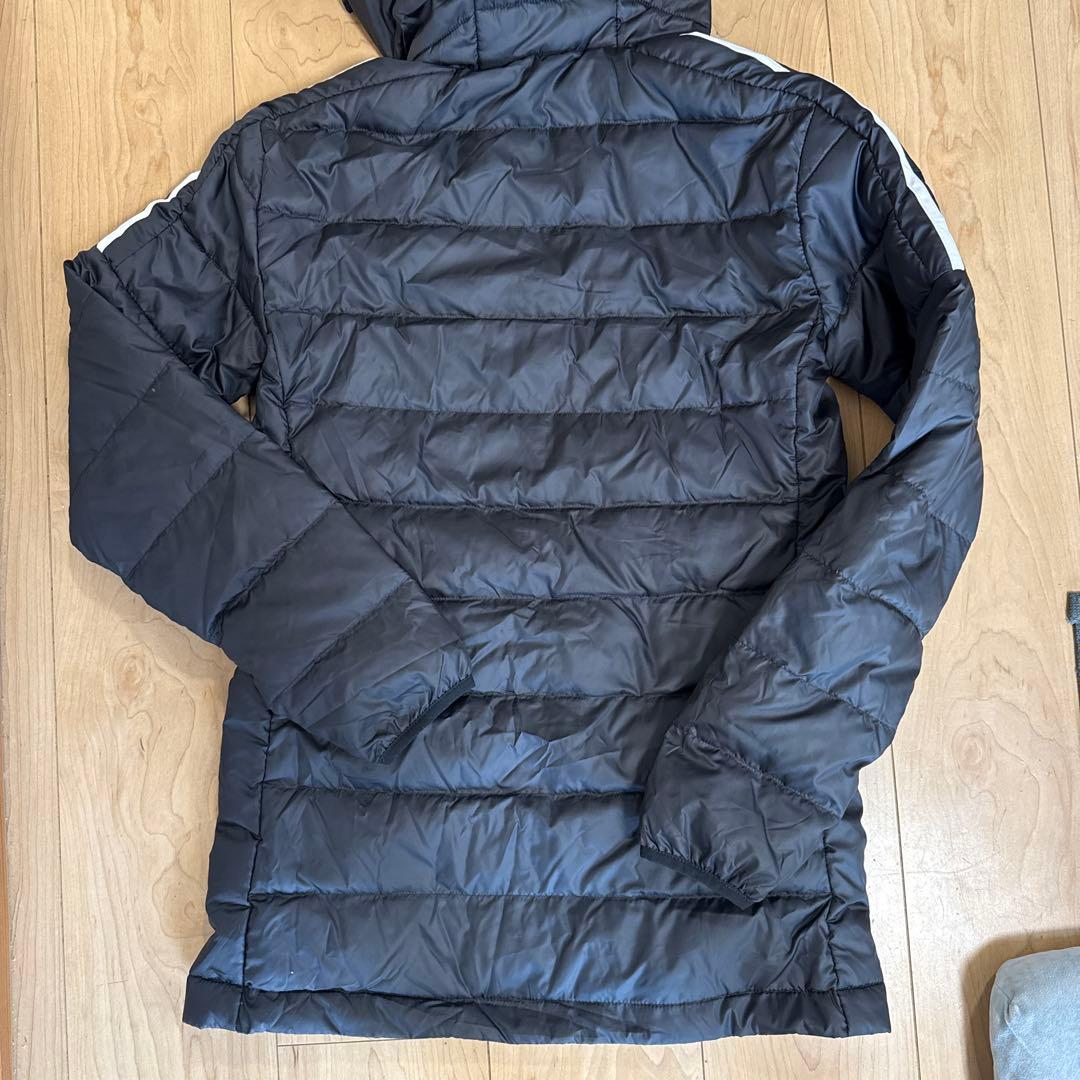 adidas ダウンコート
