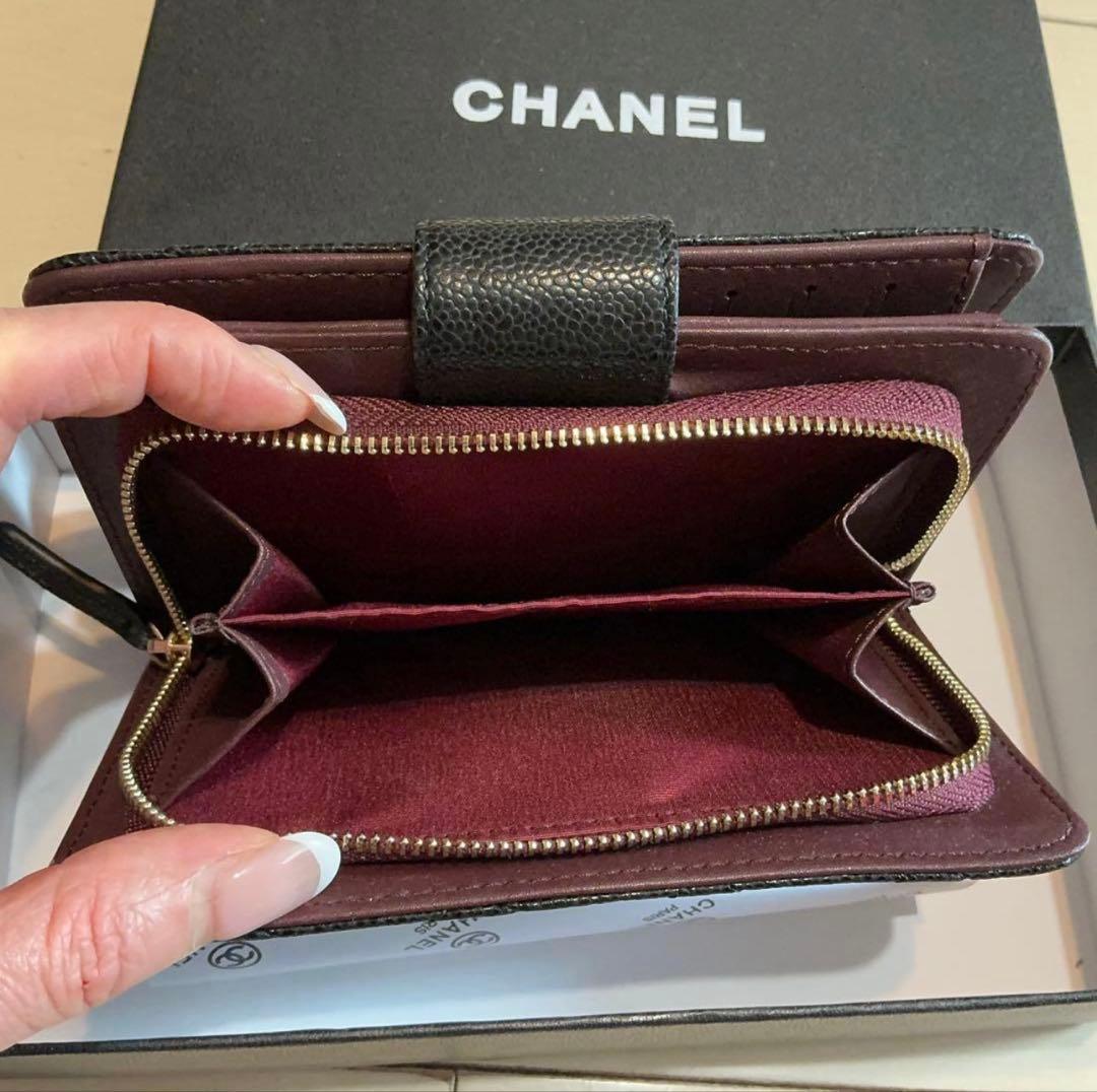 CHANEL 本革ノベルティブラック 二つ折り財布