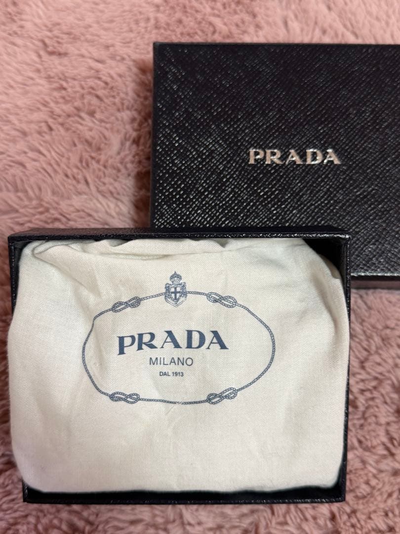 ！SALE！ PRADA サフィアーノレザー 名刺入れ