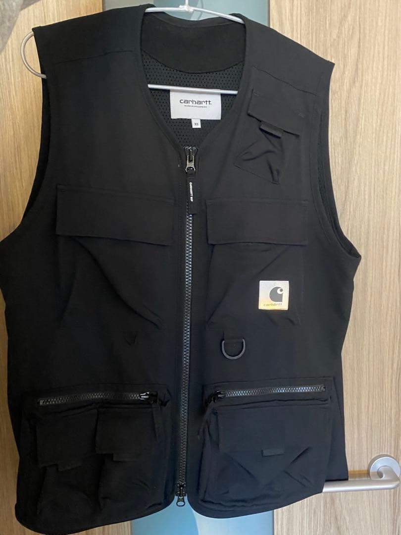 Carhartt ブラックベスト XS