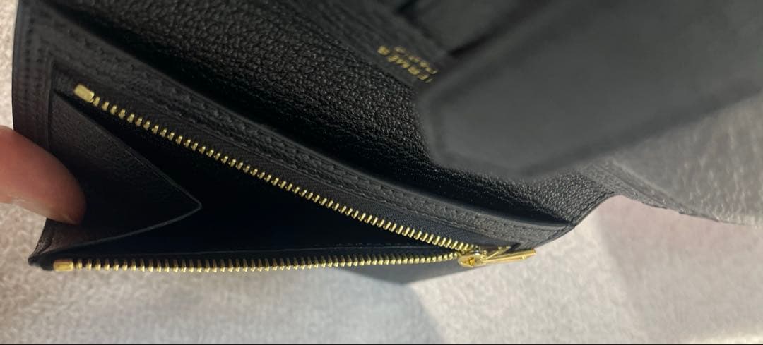 【HERMÈS・未使用】エルメス ベアンコンパクト 黒×ゴールド金具